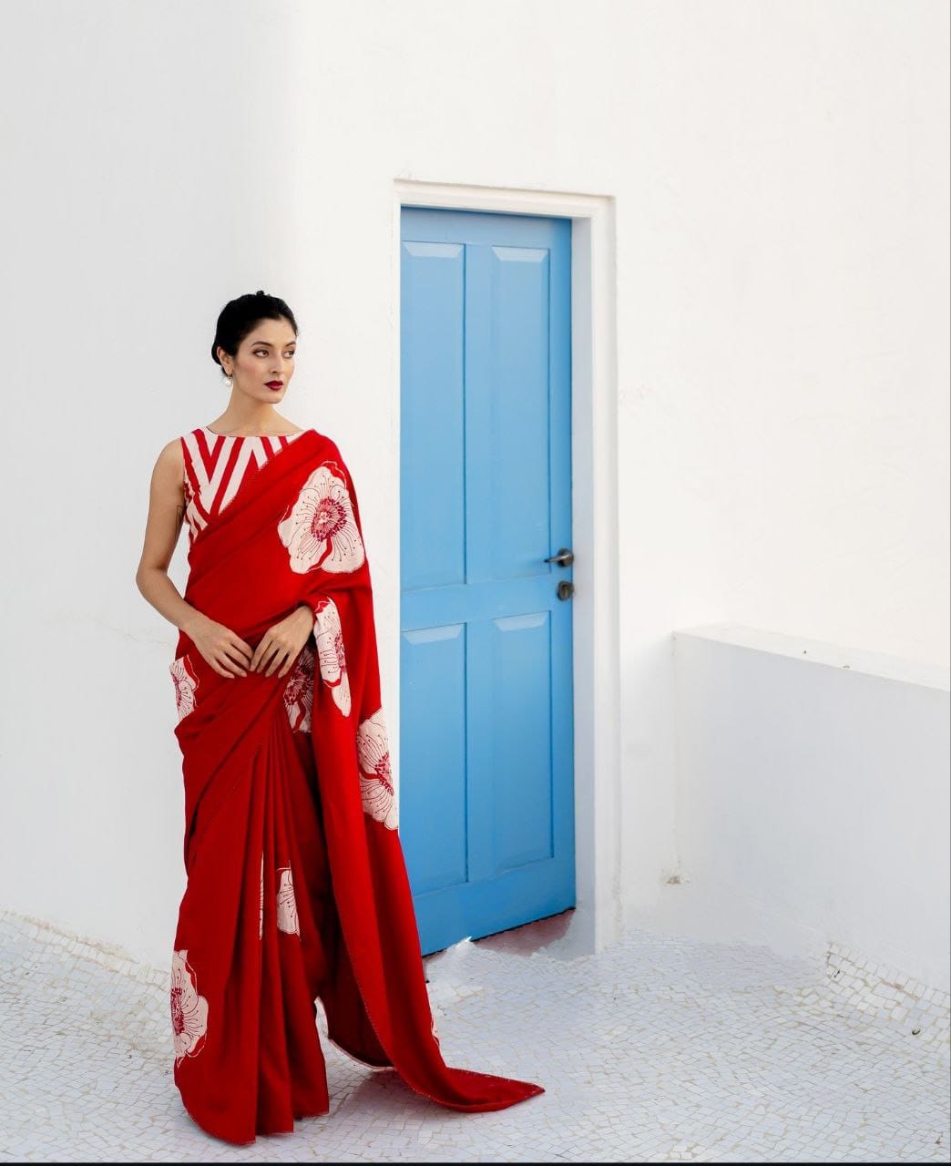 Red color white flower saree