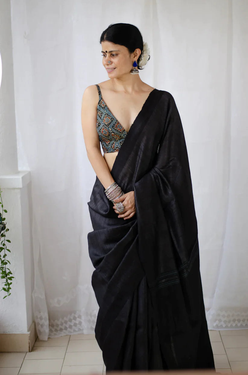 plain Black Color Digital Printed Cotton Linen Saree