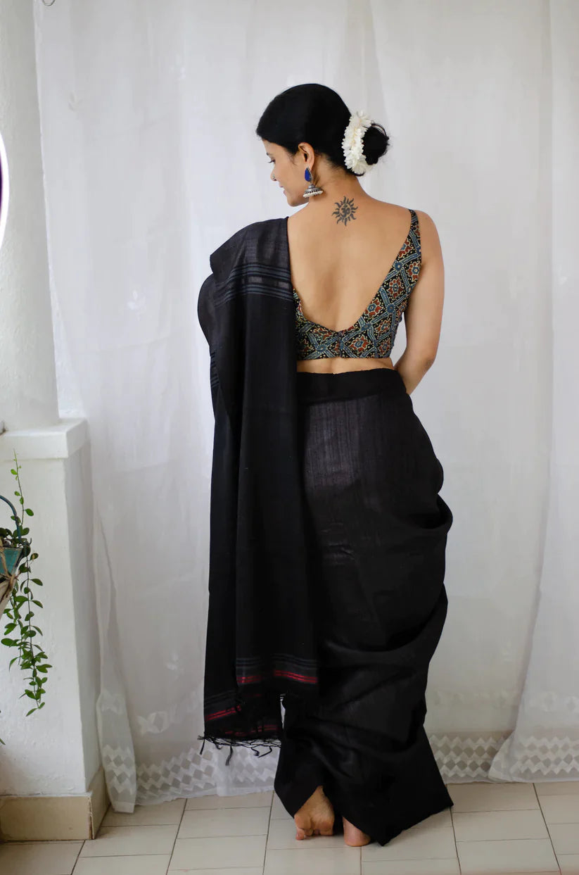 plain Black Color Digital Printed Cotton Linen Saree