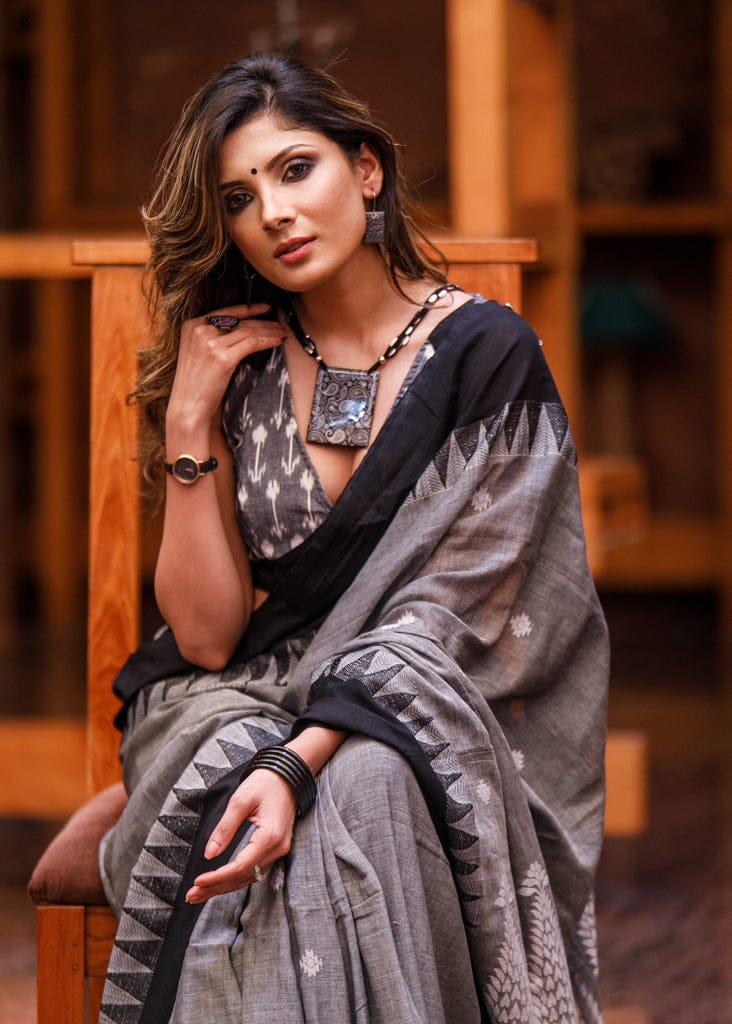 Traditional Gray Color Digital Printed Linen Saree.