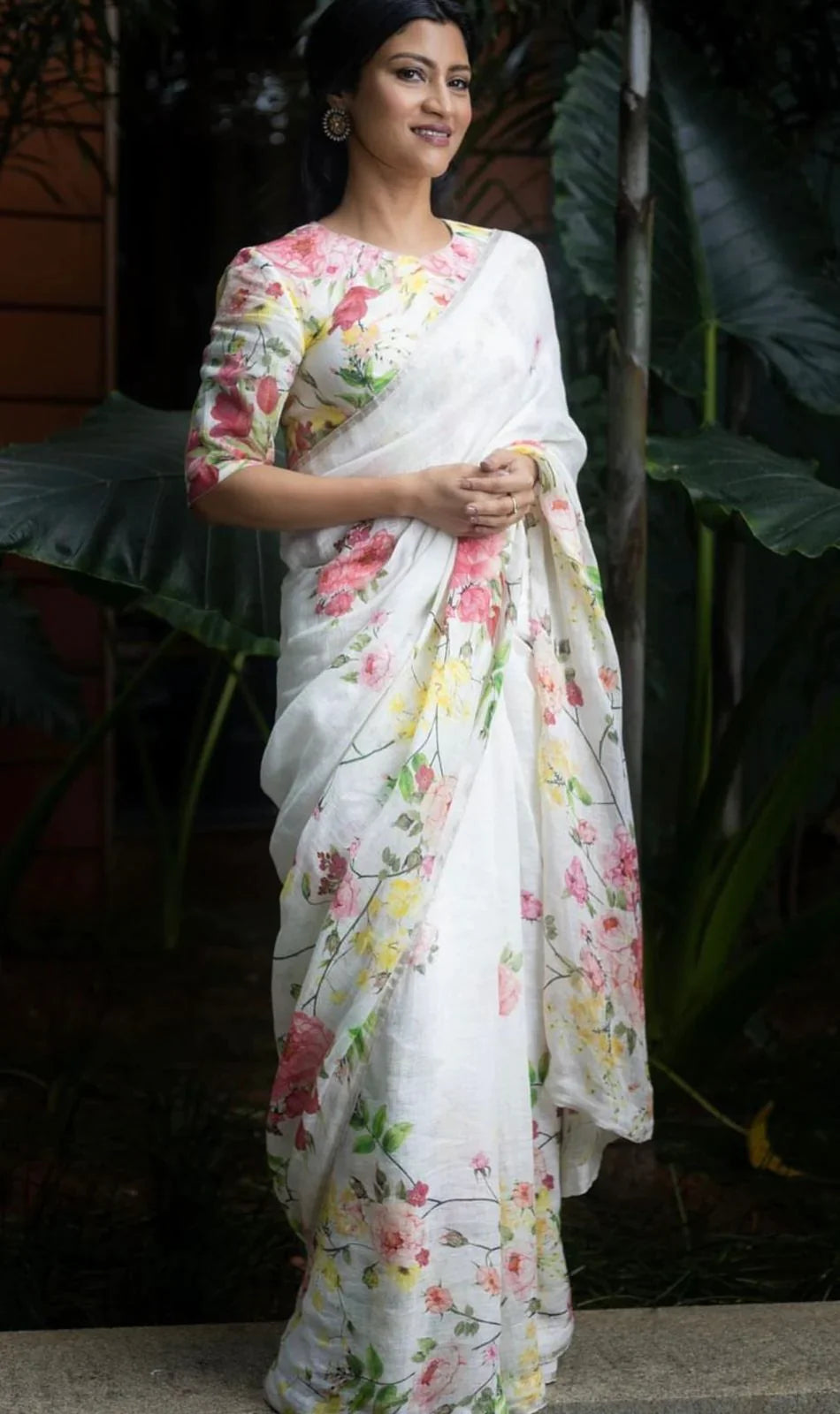 STYLISH WHITE KALAMKARI DIGITAL PRINTED COTTON LINEN SAREE